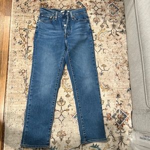 Levi’s Wedgie Straight Jeans